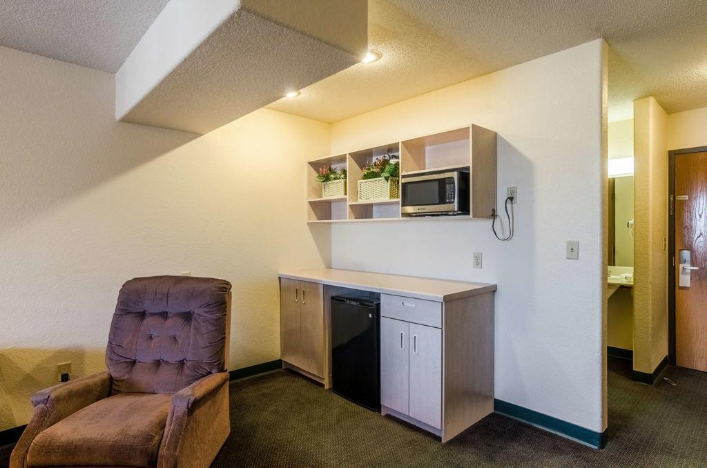 Travelodge By Wyndham Chadron Kültér fotó