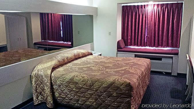 Travelodge By Wyndham Chadron Kültér fotó